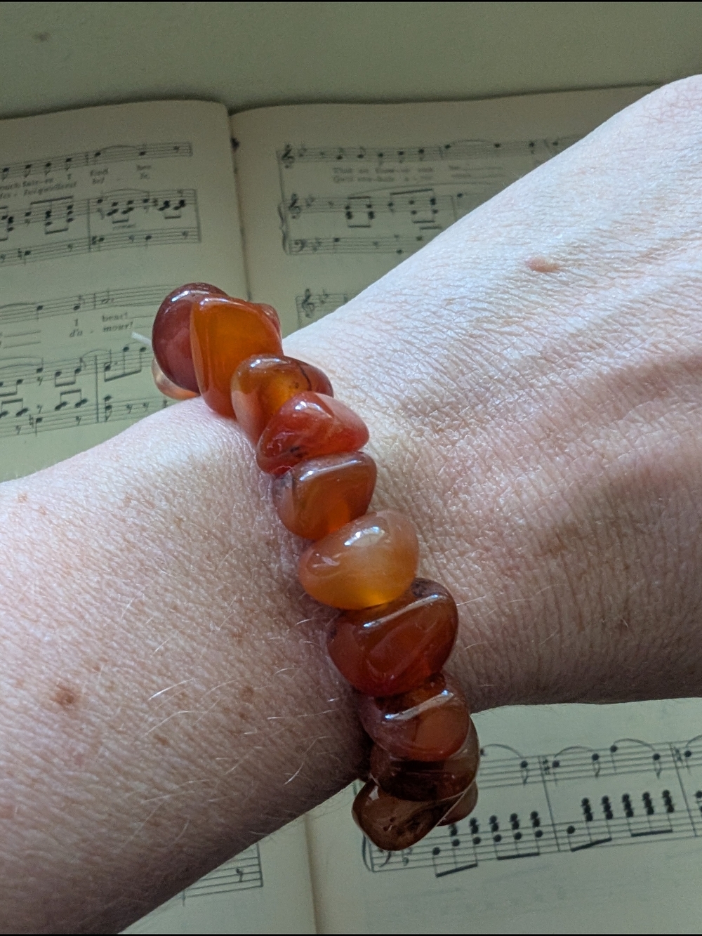 Carnelian Chip Stretch Bracelet - Orange Beads - Unbranded